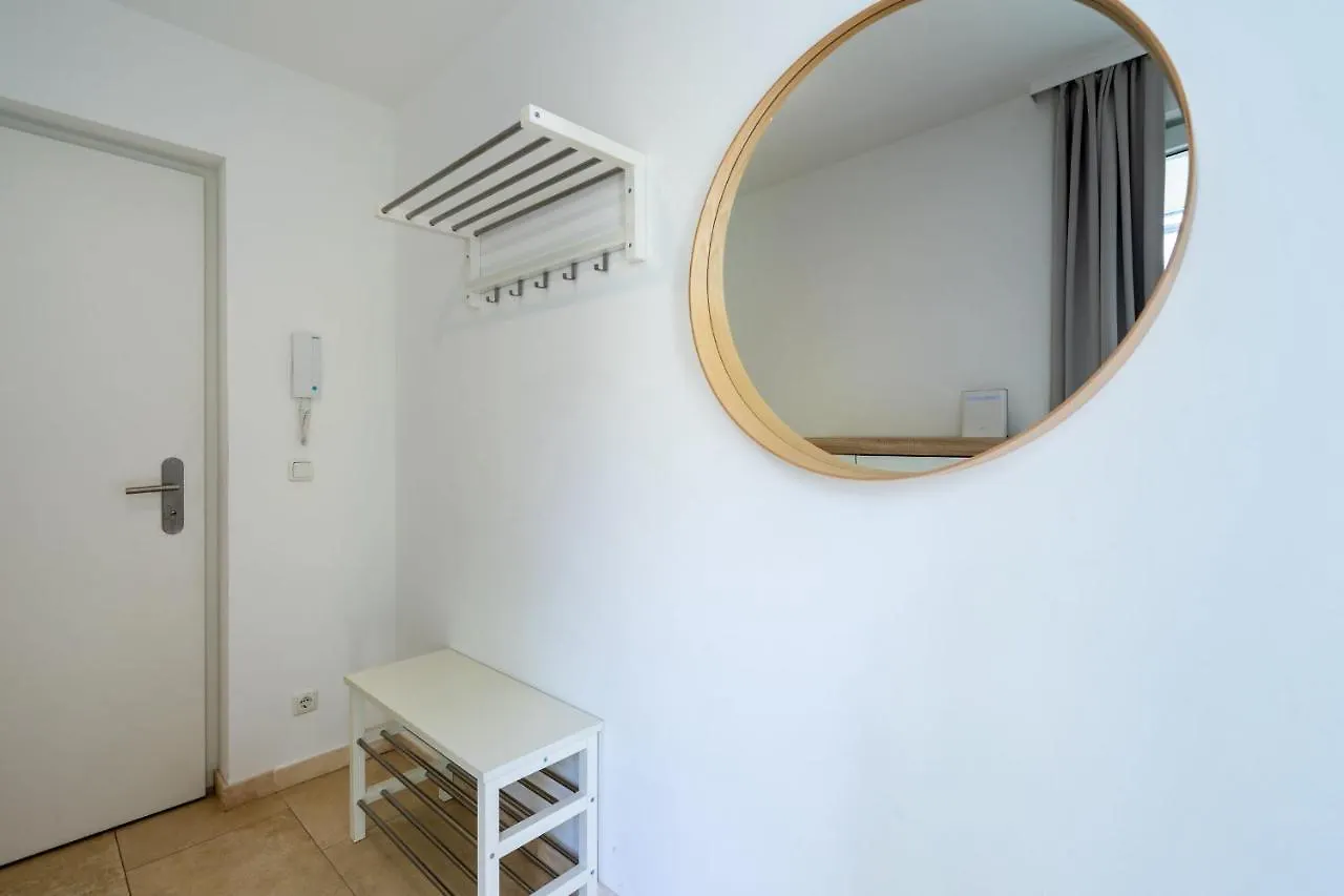 Donaufeld Living - Geräumiges Apartment mit Balkon Wien 0*,
