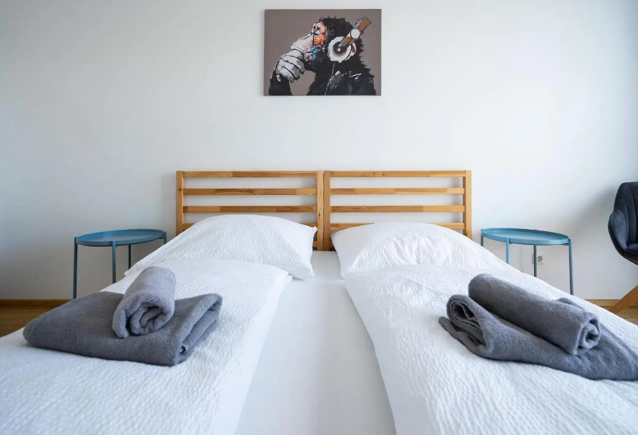 Donaufeld Living - Geräumiges Apartment mit Balkon Wien Österreich